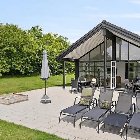 Holiday home Luxury Retreat In Mommark - By Traum Sarup