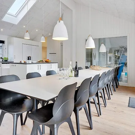 Luxury Retreat In Mommark - By Traum