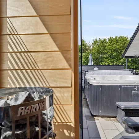 Luxury Retreat In Mommark - By Traum *